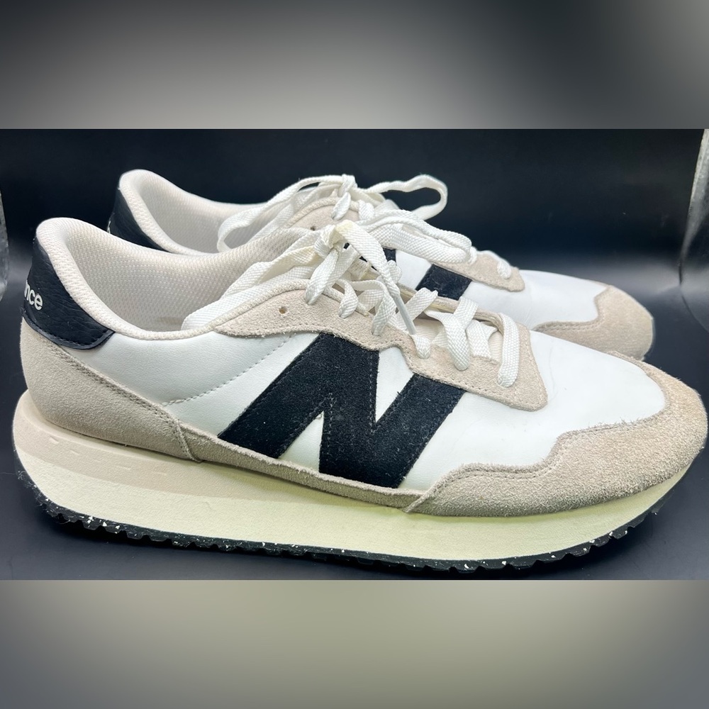 New‎ Balance- 237, Men’s Size: 11, Some dirt and top toe wear